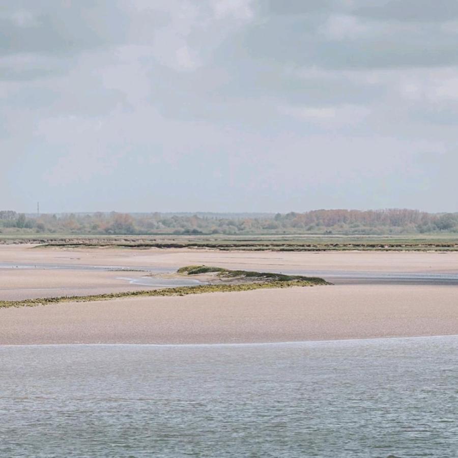 Studio A 300M De La Plage De Dieppe Buitenkant foto